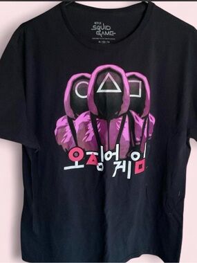 Netflix Squid Game Tee in Black with Pink Graphic